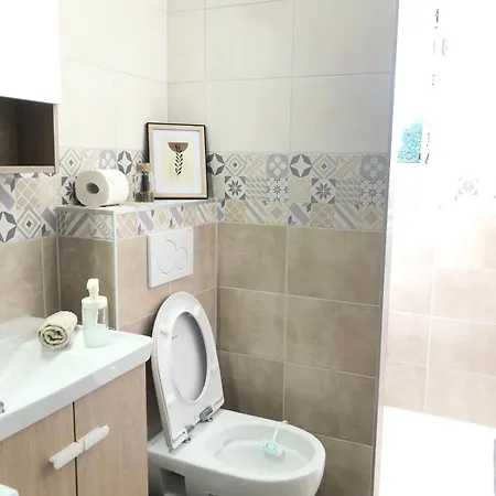 T2 7'3 - Proche Frontiere De Bale Apartment
